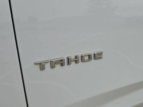 Used 2021 Chevrolet Tahoe Premier AWD/4WD image 11