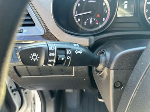 Used 2017 Hyundai Santa Fe Sport image 24