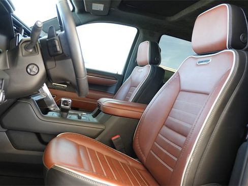 Used 2023 GMC Sierra 1500 Denali Ultimate image 16