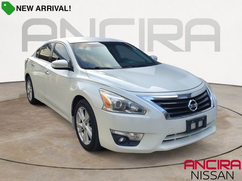 Used 2015 Nissan Altima 2.5 SL FWD image 1
