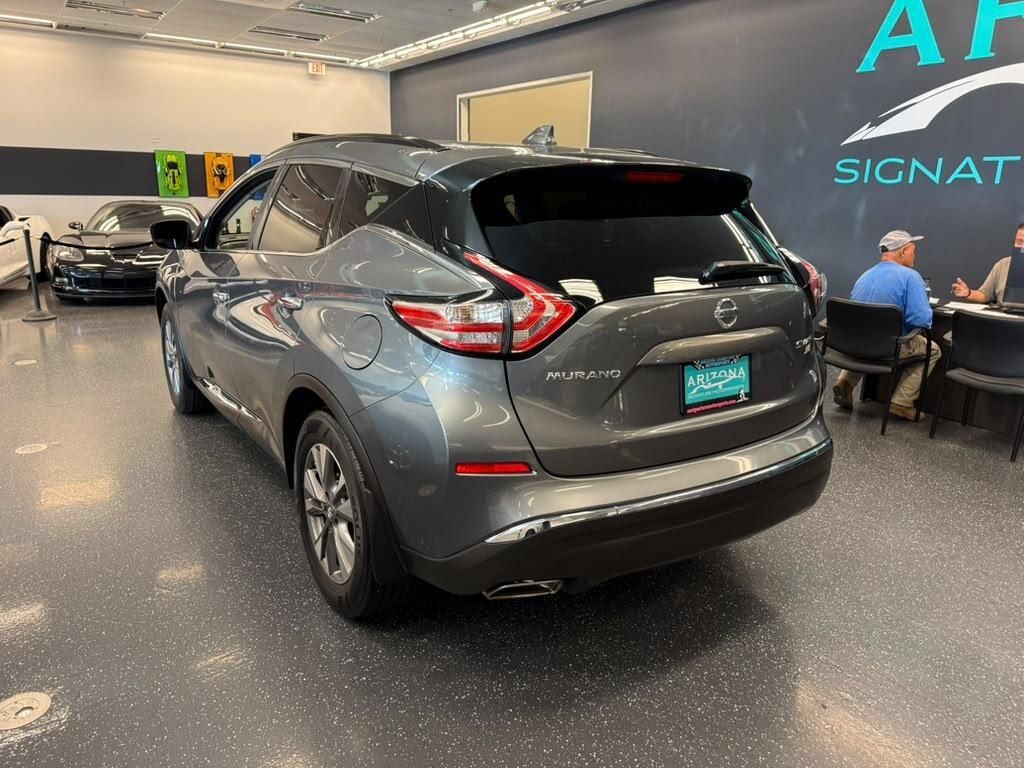Used 2017 Nissan Murano SV AWD/4WD image 2