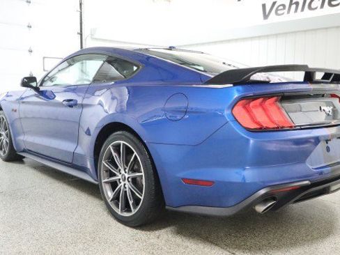 Used 2018 Ford Mustang Coupe w/ Equipment Group 101A RWD image 3