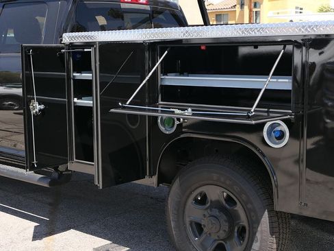 New 2026 RAM 3500 Tradesman AWD/4WD image 7