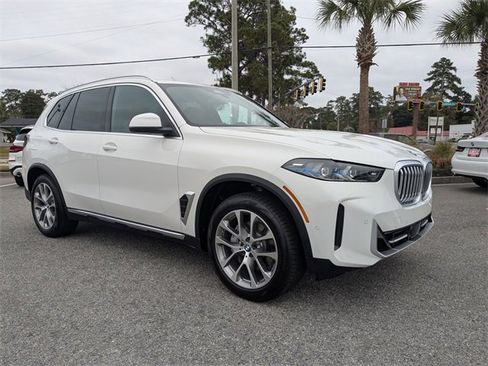 New 2026 BMW X5 sDrive40i w/ Climate Comfort Package image 2