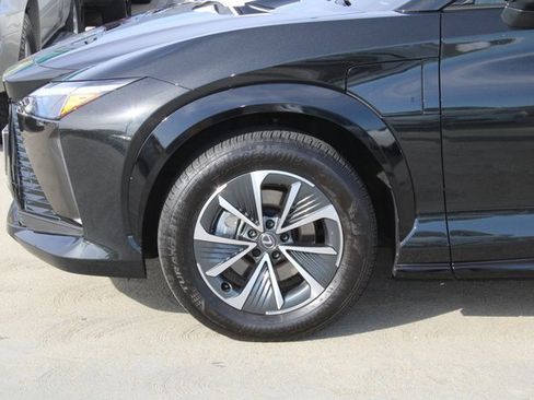 Certified 2024 Lexus RZ 300e Premium image 4