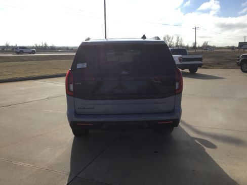 New 2025 Ford Expedition Platinum w/ Stealth Appearance Package image 4