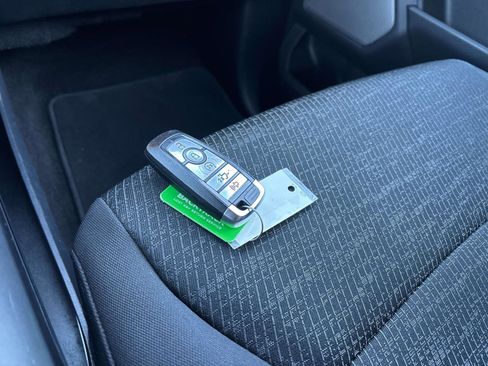 Used 2022 Ford F150 XLT w/ Equipment Group 302A High image 25