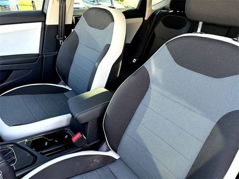 Used 2025 Volkswagen Taos S image 12