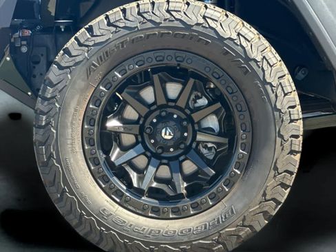 Used 2021 Jeep Wrangler Unlimited Sport AWD/4WD image 31