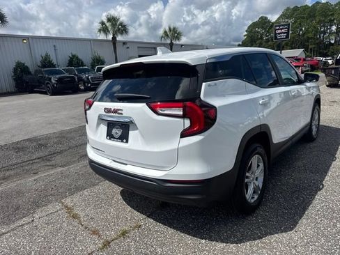 Used 2024 GMC Terrain SLE FWD image 5