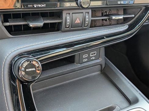 Used 2022 Lexus NX 250 FWD image 19