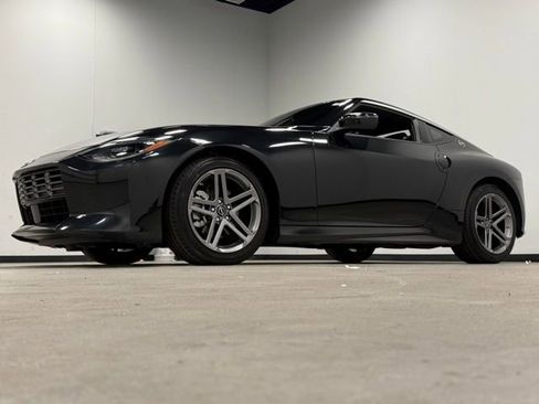 Used 2024 Nissan Z Sport w/ Floor Mat Package RWD image 5