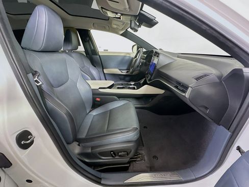 Used 2023 Lexus RZ 450e Premium w/ Technology Package AWD/4WD image 32
