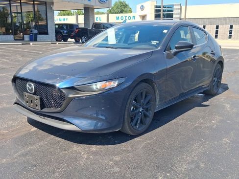 Used 2024 MAZDA MAZDA3 s FWD image 2