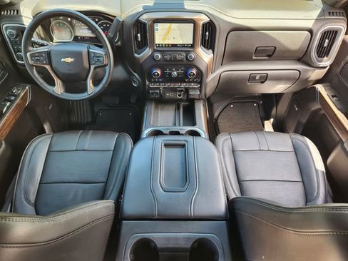 Used 2021 Chevrolet Silverado 1500 High Country w/ Technology Package AWD/4WD image 26