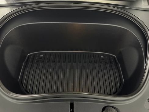 Used 2025 Tesla Model 3 RWD image 34