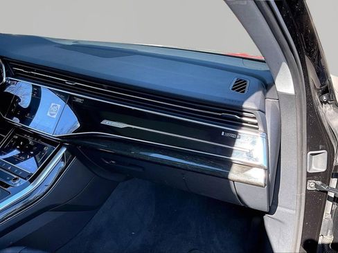 Used 2021 Audi Q7 2.0T Premium Plus w/ Premium Plus Package image 19