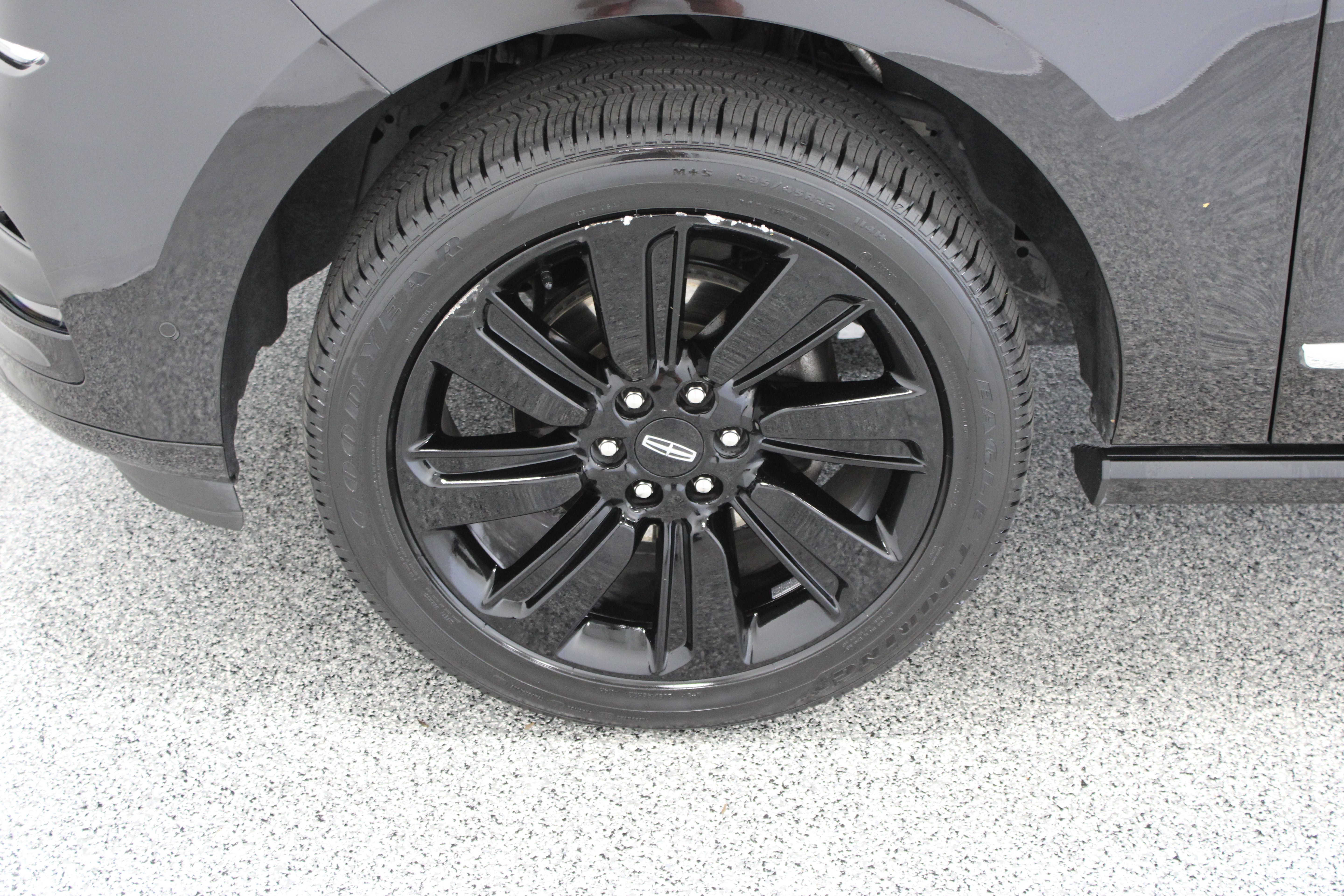 Used 2024 Lincoln Navigator Reserve AWD/4WD image 11