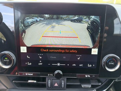 Used 2024 Lexus NX 250 FWD w/ Towing Package (2000 Lbs) image 30