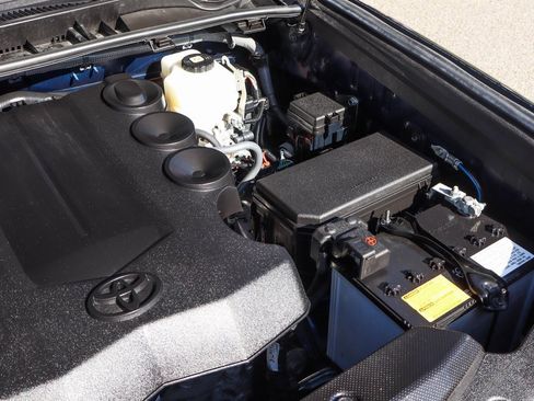 Used 2023 Toyota 4Runner TRD Off-Road image 12