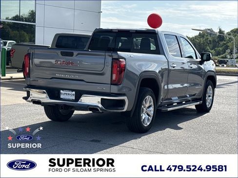 Used 2022 GMC Sierra 1500 SLT w/ SLT Premium Plus Package AWD/4WD image 3