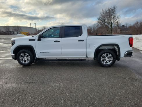 Used 2023 GMC Sierra 1500 Pro w/ Pro Value Package image 8