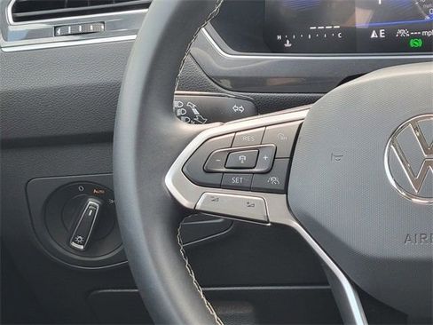 Used 2024 Volkswagen Tiguan Wolfsburg Edition image 28