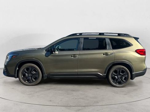 Used 2023 Subaru Ascent Onyx Edition AWD/4WD image 8