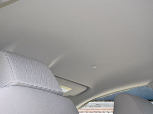 New 2026 Honda HR-V LX image 17