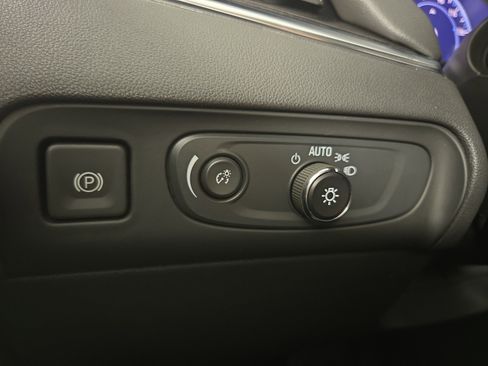 Certified 2021 Buick Enclave Avenir w/ Avenir Technology Package image 27