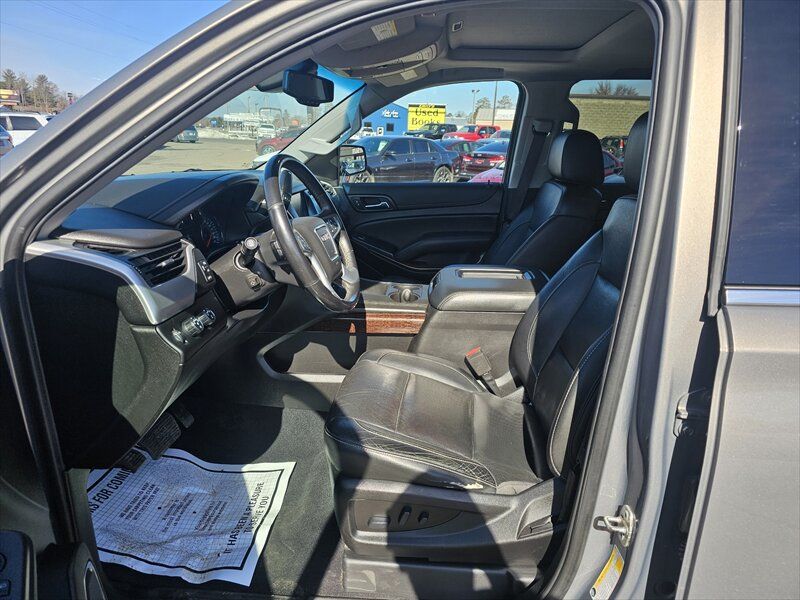 Used 2019 GMC Yukon SLT AWD/4WD image 8
