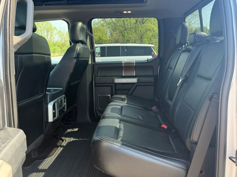Used 2017 Ford F150 Lariat w/ Equipment Group 502A Luxury AWD/4WD image 17