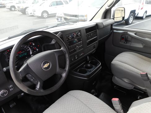Used 2014 Chevrolet Express 3500 LS RWD image 15