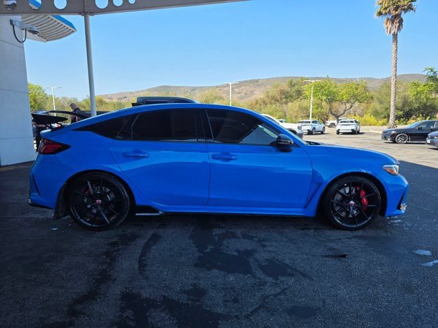 Used 2025 Honda Civic Type R image 8
