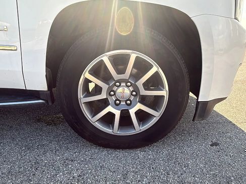 Used 2020 GMC Yukon XL Denali RWD image 29