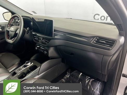 Used 2024 Ford Escape ST-Line Elite w/ Class II Trailer Tow Package image 30