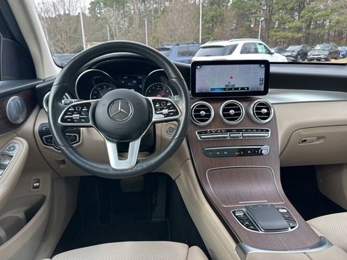 Certified 2020 Mercedes-Benz GLC 300 4MATIC image 11