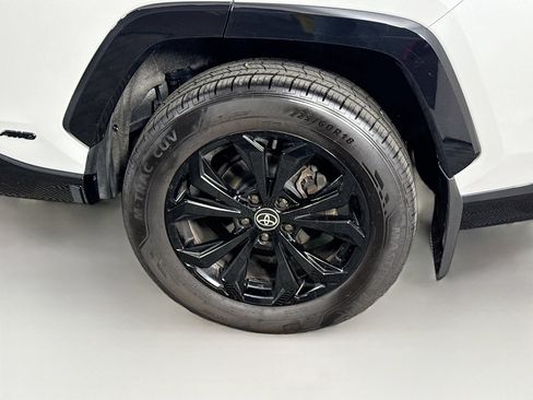 Certified 2023 Toyota RAV4 XSE AWD/4WD image 9