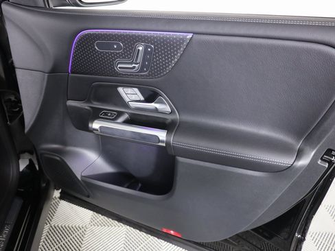 Certified 2025 Mercedes-Benz GLB 250 4MATIC image 45