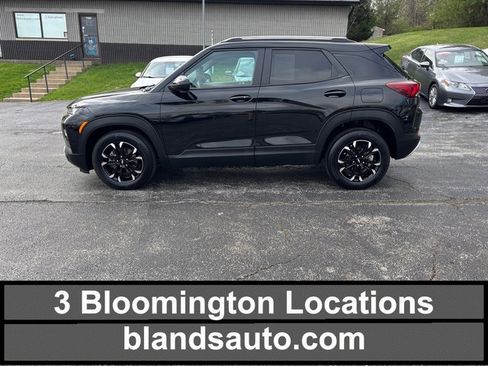 Used 2023 Chevrolet TrailBlazer LT image 1