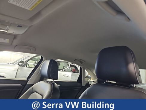 Used 2023 Volkswagen Jetta SE FWD image 14
