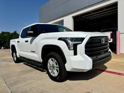Used 2026 Toyota Tundra SR5 w/ SR5 Convenience Package