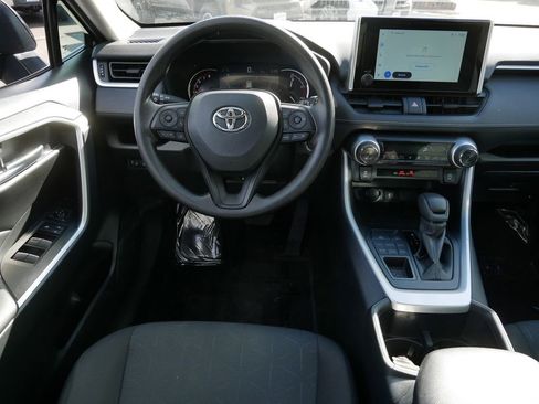 Certified 2025 Toyota RAV4 XLE AWD/4WD image 12