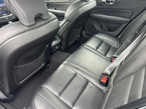 Used 2024 Volvo S60 B5 Plus image 14