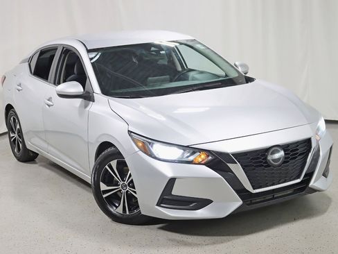 Used 2021 Nissan Sentra SV image 6