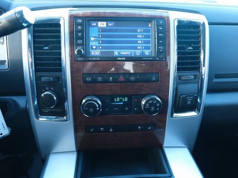 Used 2012 RAM 2500 Laramie w/ Cold Weather Group image 18