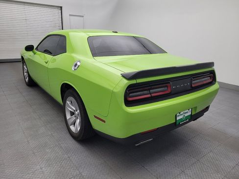 Used 2023 Dodge Challenger SXT RWD image 5