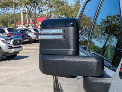 Used 2025 GMC Sierra 3500 AT4 image 10