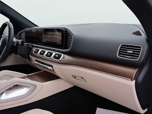 New 2026 Mercedes-Benz GLE 350 4MATIC image 11