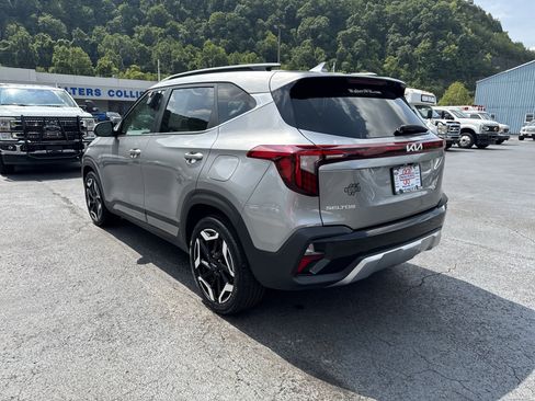 Used 2024 Kia Seltos SX AWD/4WD image 5